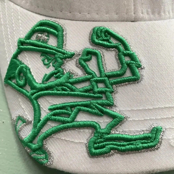 Vintage 90s Notre Dame Top of the World  baseball cap, white & green - Picture 5 of 9